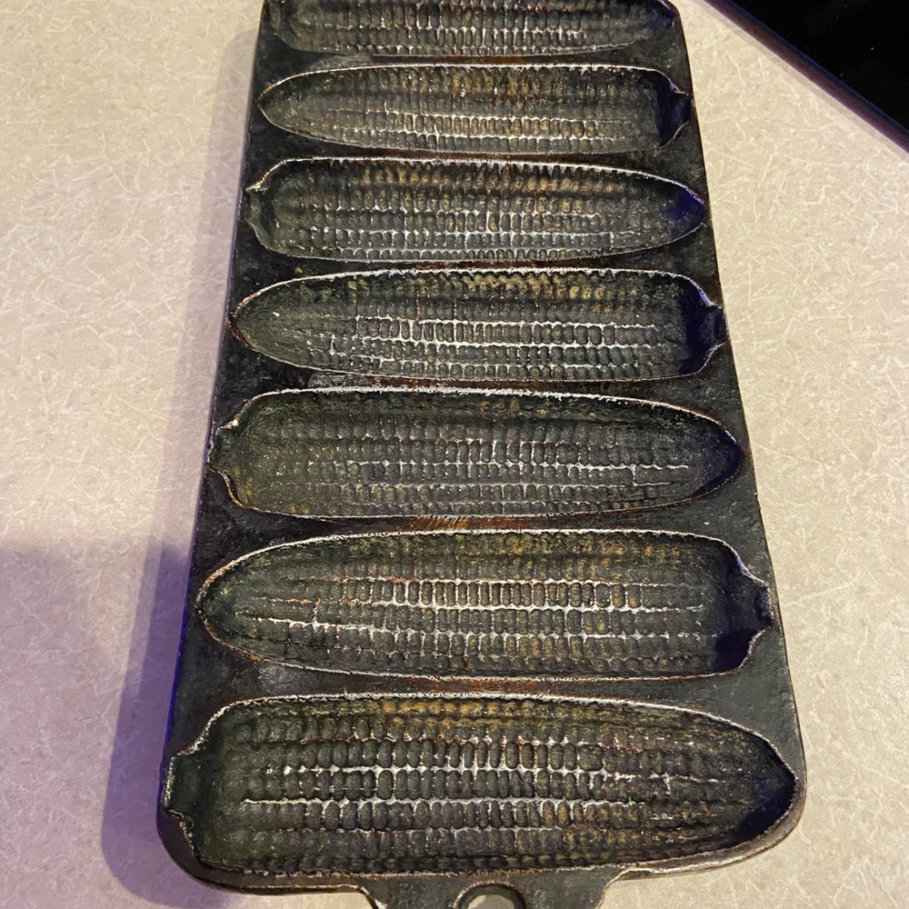 Vintage Cast Iron Cornbread Pan